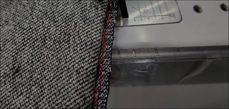 Blindzomen met de naaimachine